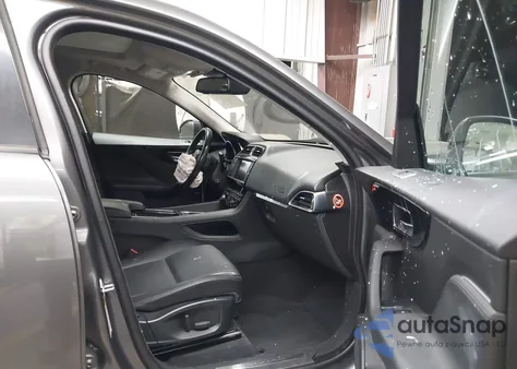 2018 Jaguar F-Pace 35T Premium z USA, uszkodzony, nr VIN SADCJ2EV9JA255269